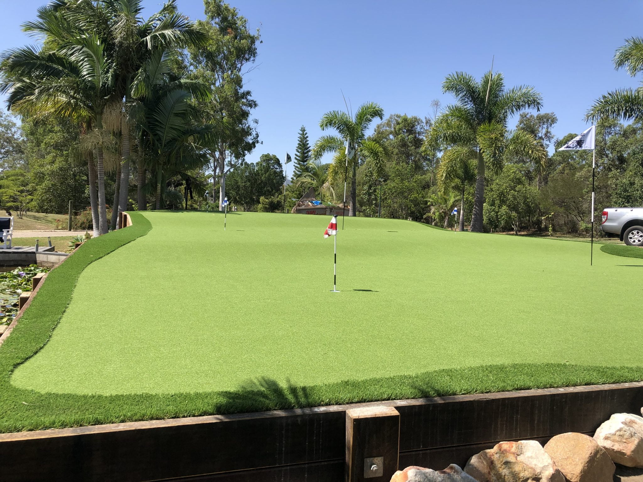 backyard putting green Brisbane Gold Coast